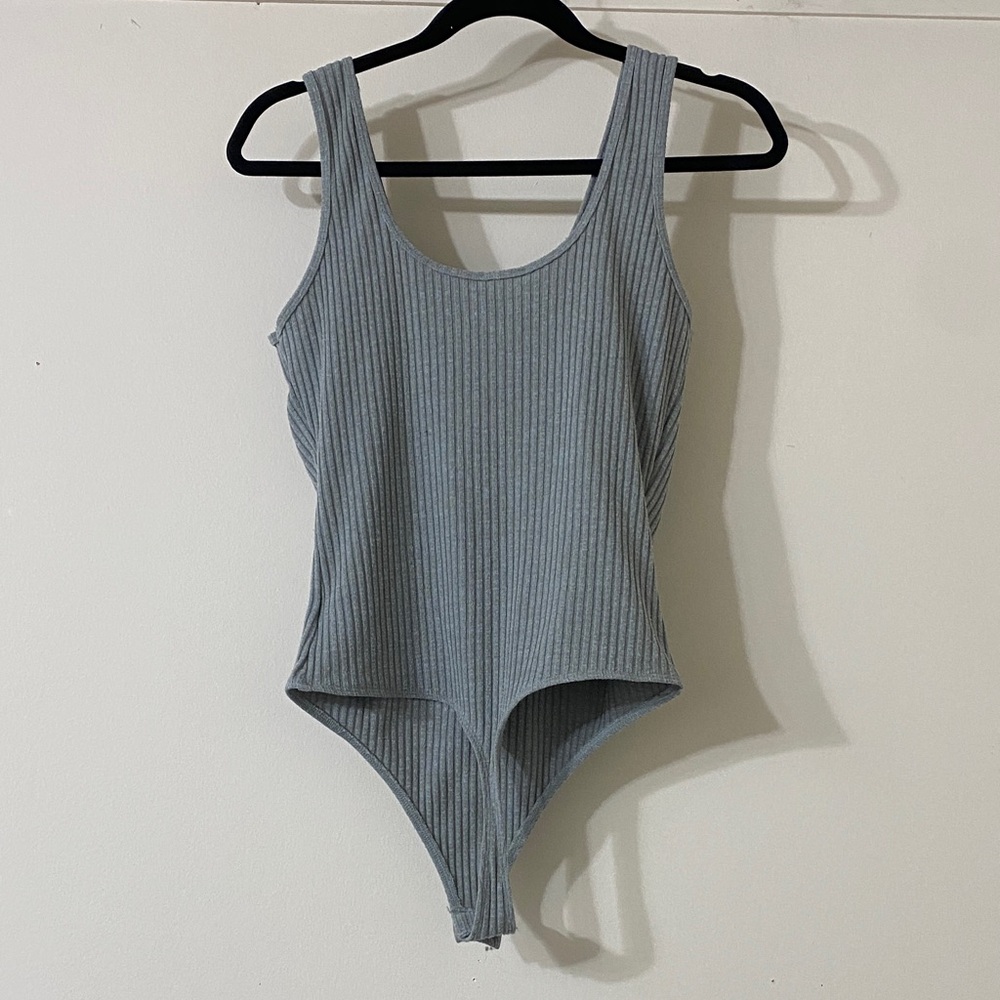 Express Gray Ribbed Bodysuit - Picture 3 of 3